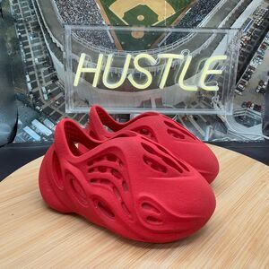 Yeezy | Shoes | Yeezy Kids Foam Runner Brand New Never Worn | Poshmark